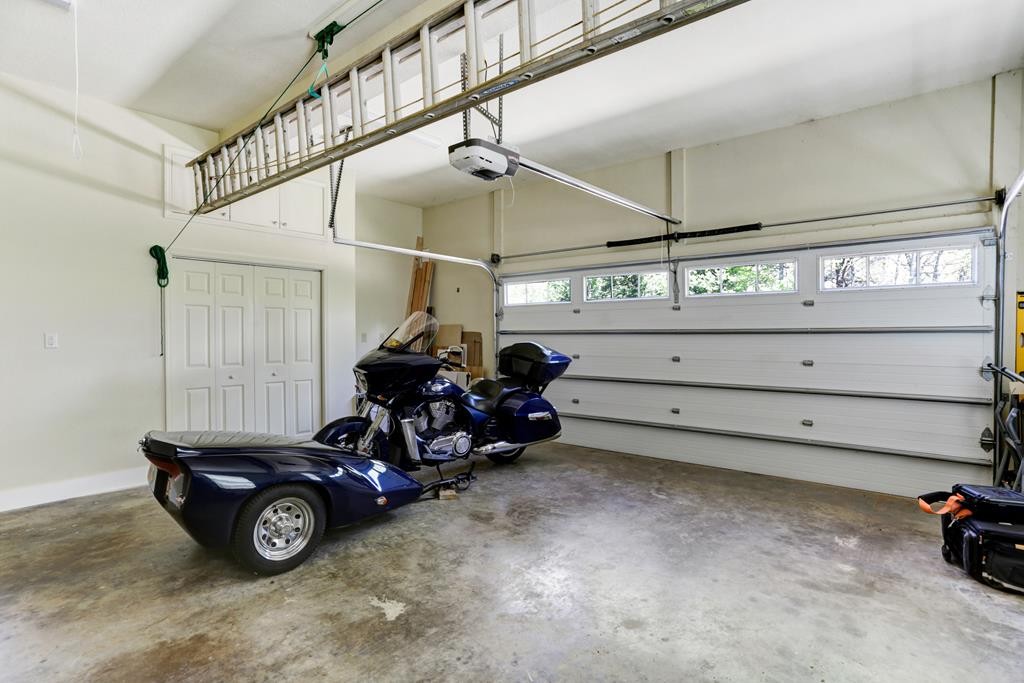 Warne, North Carolina, 28909, United States, 3 Bedrooms Bedrooms, ,3 BathroomsBathrooms,Residential,For Sale,1878165