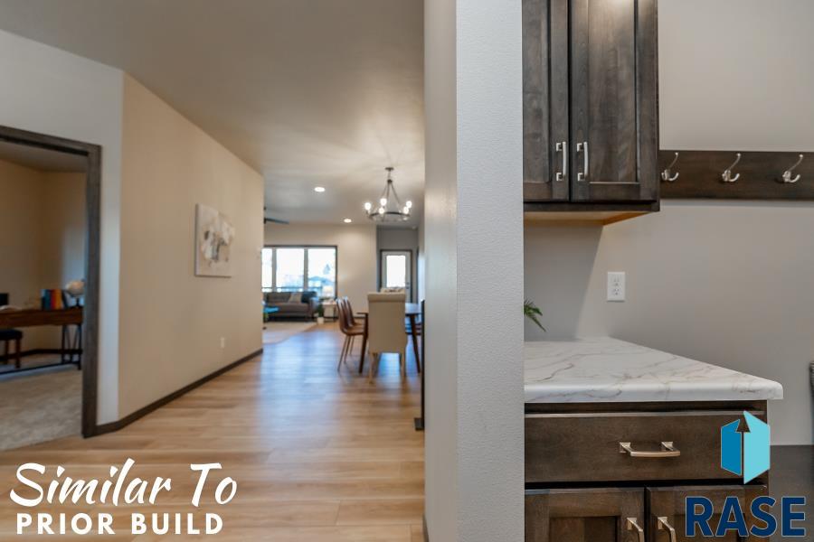 Sioux Falls, South Dakota, 57110, United States, 4 Bedrooms Bedrooms, ,2 BathroomsBathrooms,Residential,For Sale,1834808