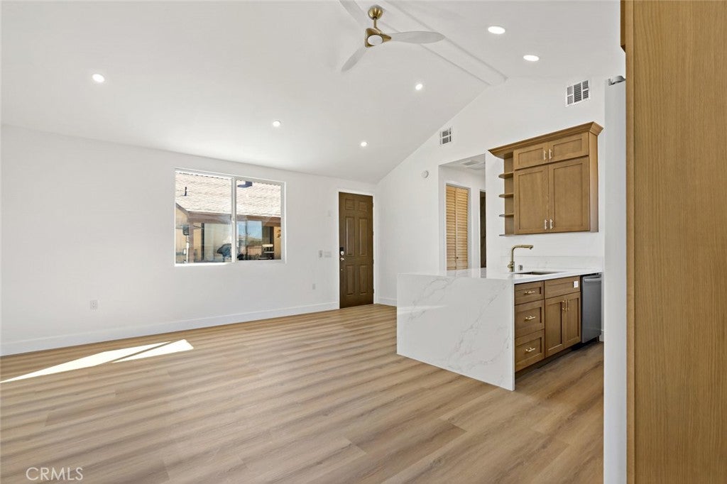 Fullerton, California, 92833, United States, 6 Bedrooms Bedrooms, ,4 BathroomsBathrooms,Residential,For Sale,1979244