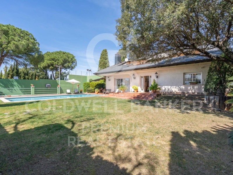 Sant Cugat del Vallès, Catalonia, ES, 7 Bedrooms Bedrooms, ,5 BathroomsBathrooms,Residential,For Sale,1505239