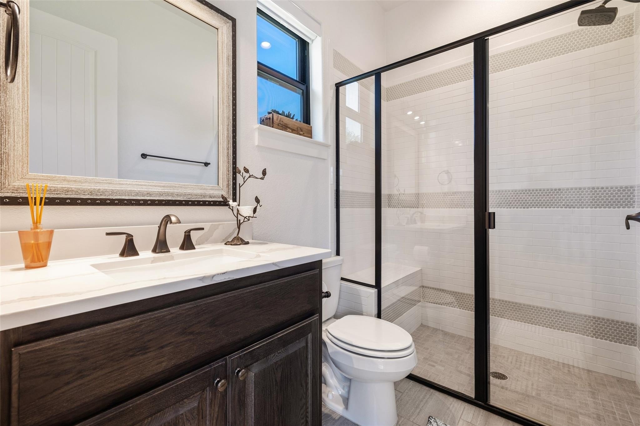 Georgetown, Texas, 78633, United States, 4 Bedrooms Bedrooms, ,5 BathroomsBathrooms,Residential,For Sale,1798285