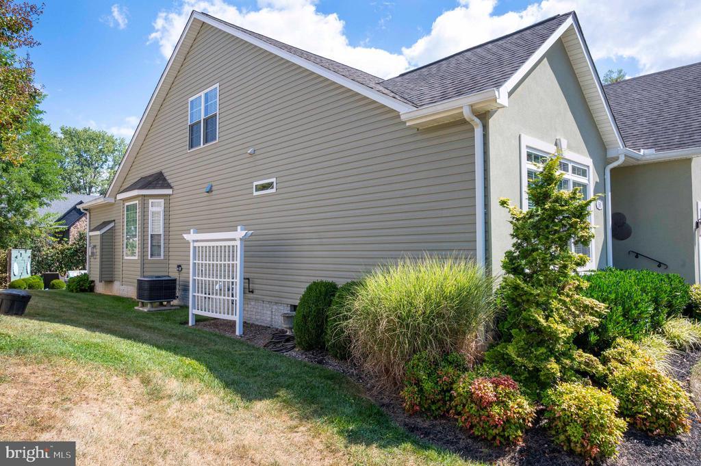 Shepherdstown, West Virginia, 25443, United States, 3 Bedrooms Bedrooms, ,3 BathroomsBathrooms,Residential,For Sale,1951185