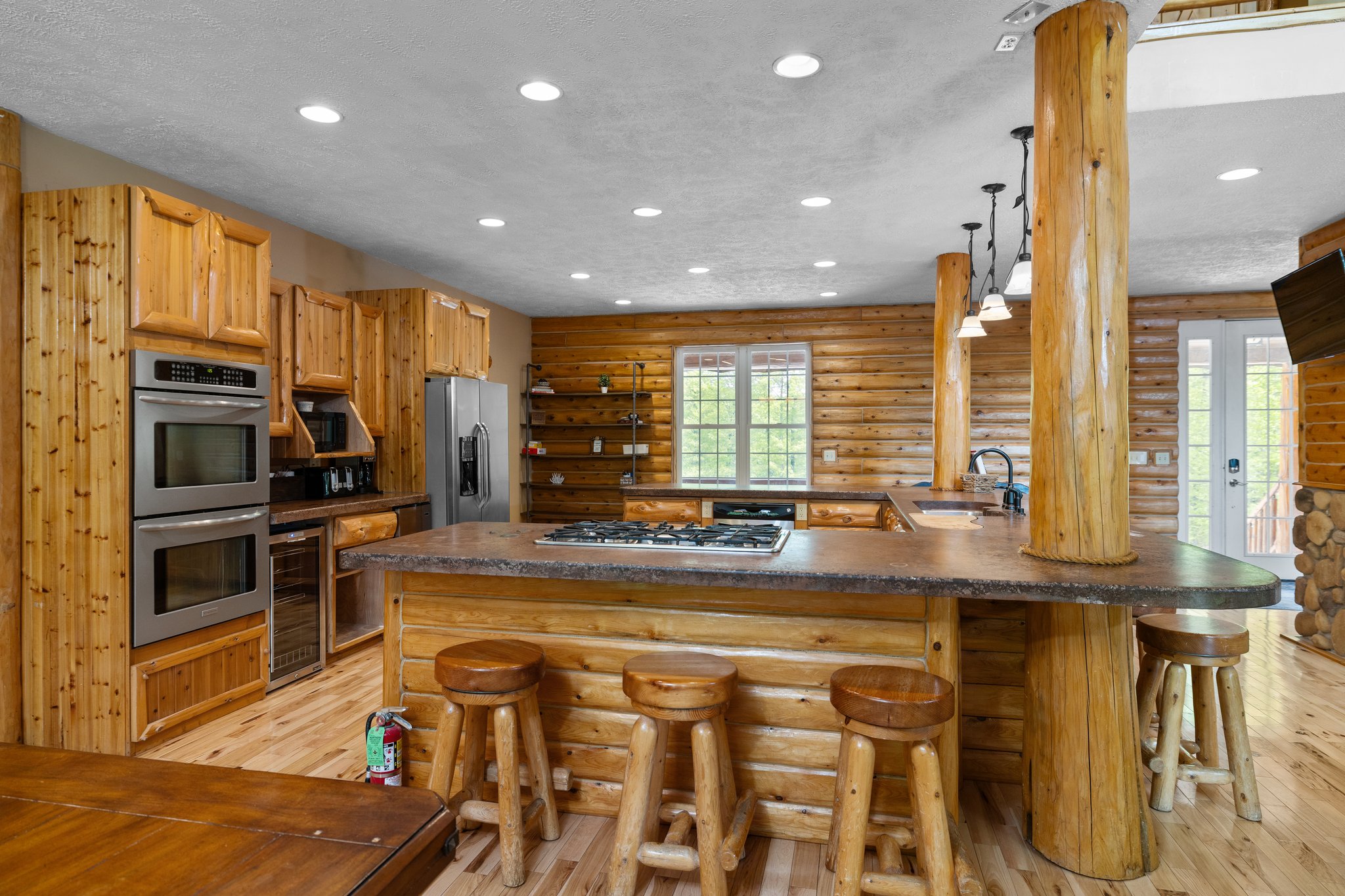 Bellaire, Michigan, 49615, United States, 5 Bedrooms Bedrooms, ,4 BathroomsBathrooms,Residential,For Sale,1826987
