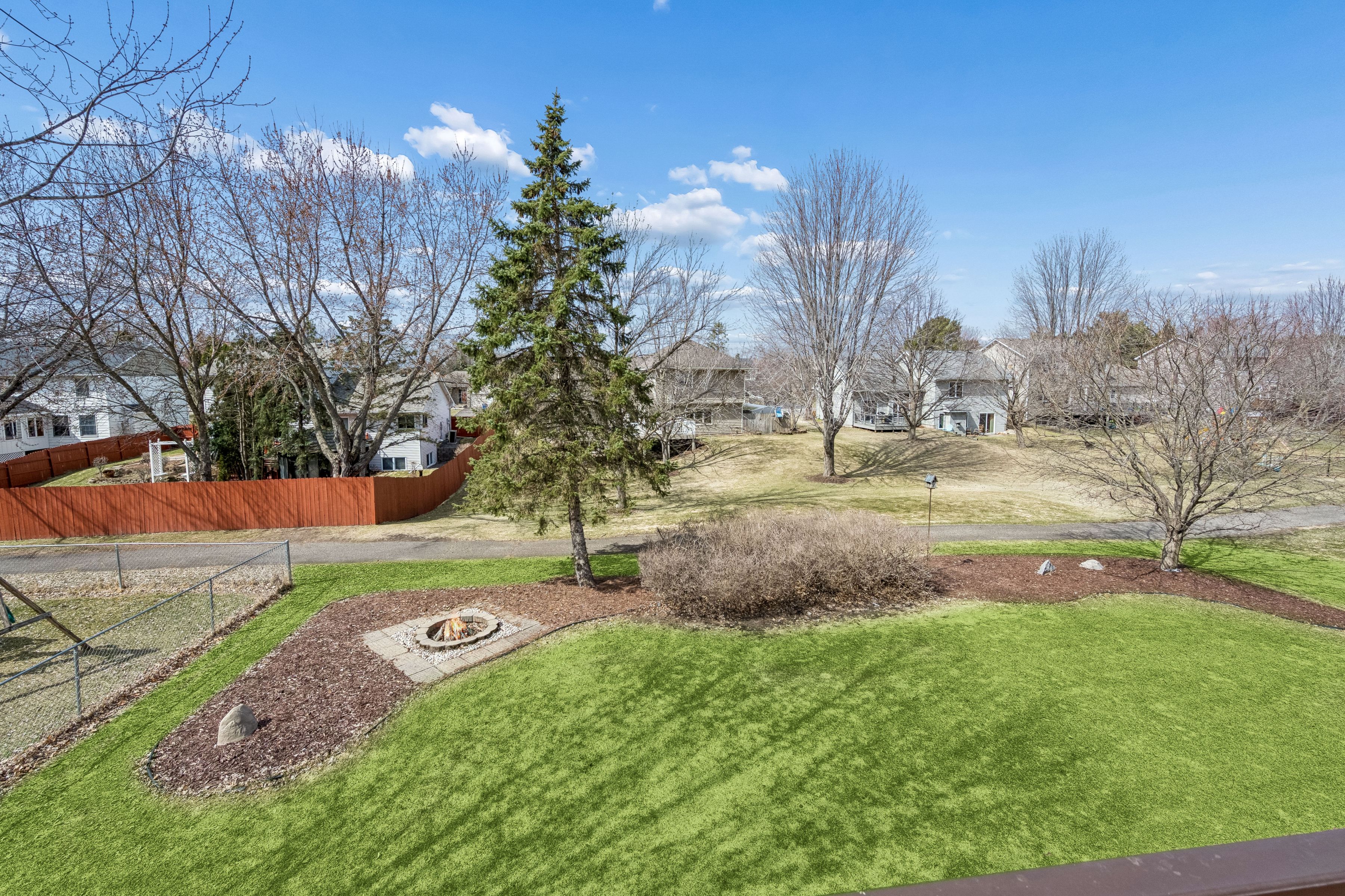  Beautifully Updated River’s Bend Retreat - 物件實景