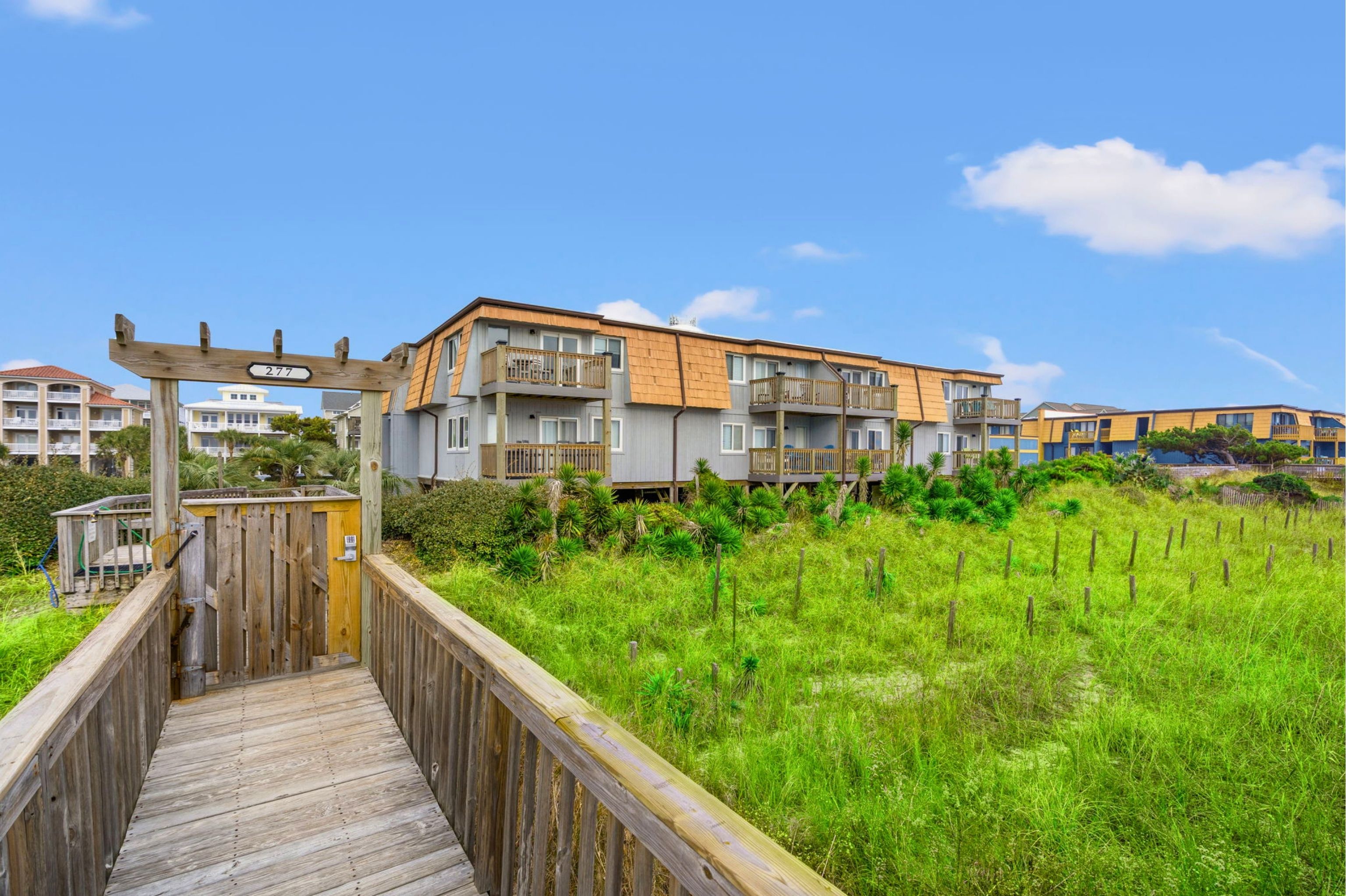  277 West 1st Street 1j, Ocean Isle Beach, NC 28469 - 物件實景