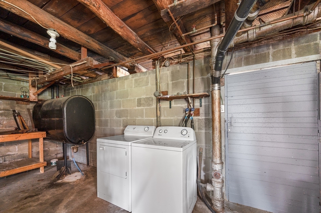 Northbridge, Massachusetts, 01534, United States, 3 Bedrooms Bedrooms, ,1 BathroomBathrooms,Residential,For Sale,1992479