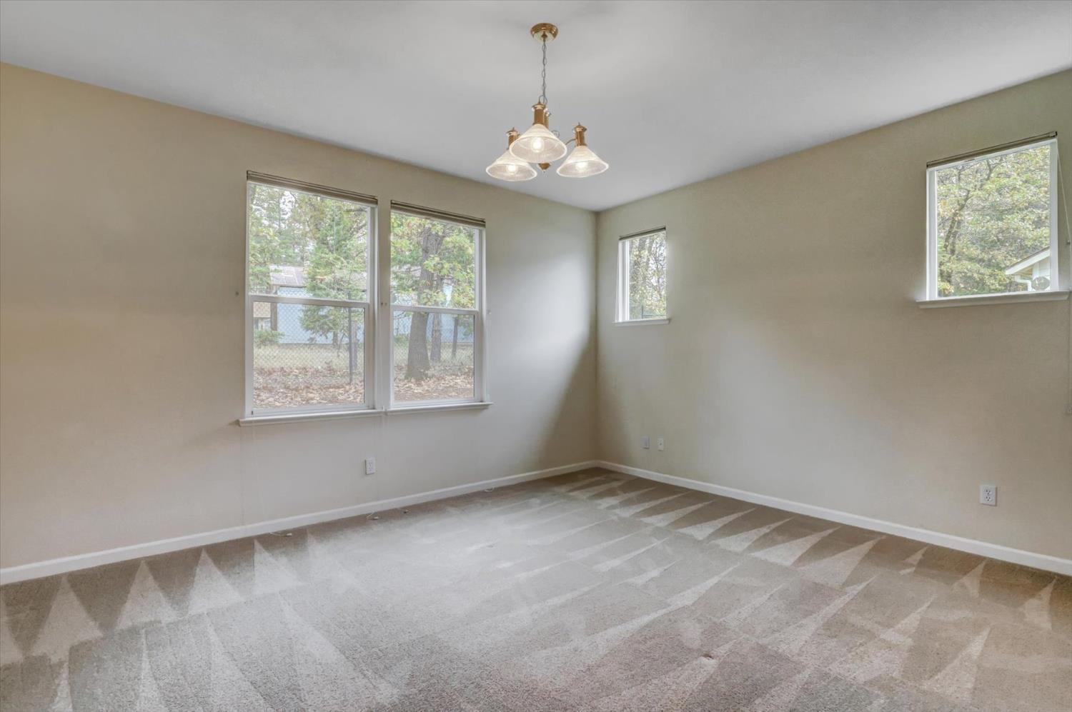 Grass Valley, California, 95945, United States, 2 Bedrooms Bedrooms, ,2 BathroomsBathrooms,Residential,For Sale,2010026