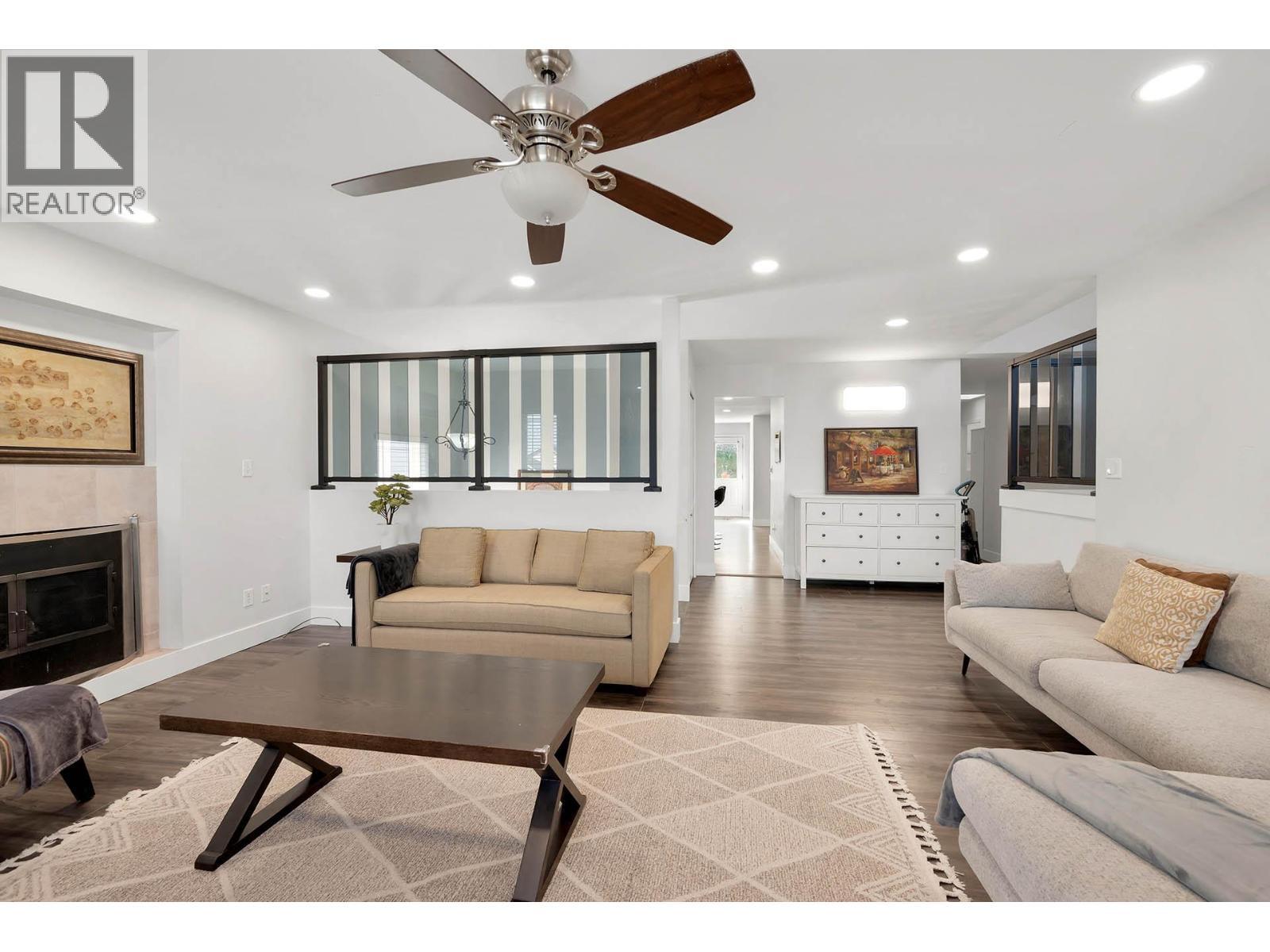 KAMLOOPS, British Columbia, V1S 1W2, CA, 6 Bedrooms Bedrooms, ,4 BathroomsBathrooms,Residential,For Sale,1950563