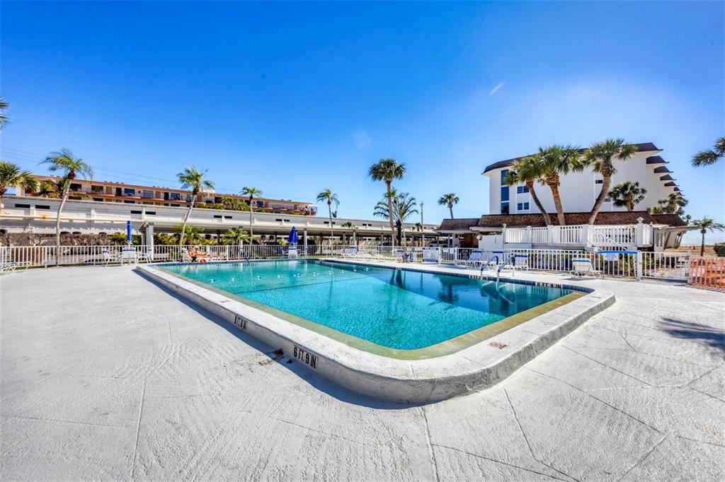 Sarasota, Florida, 34236, United States, 2 Bedrooms Bedrooms, ,2 BathroomsBathrooms,Residential,For Sale,1743454