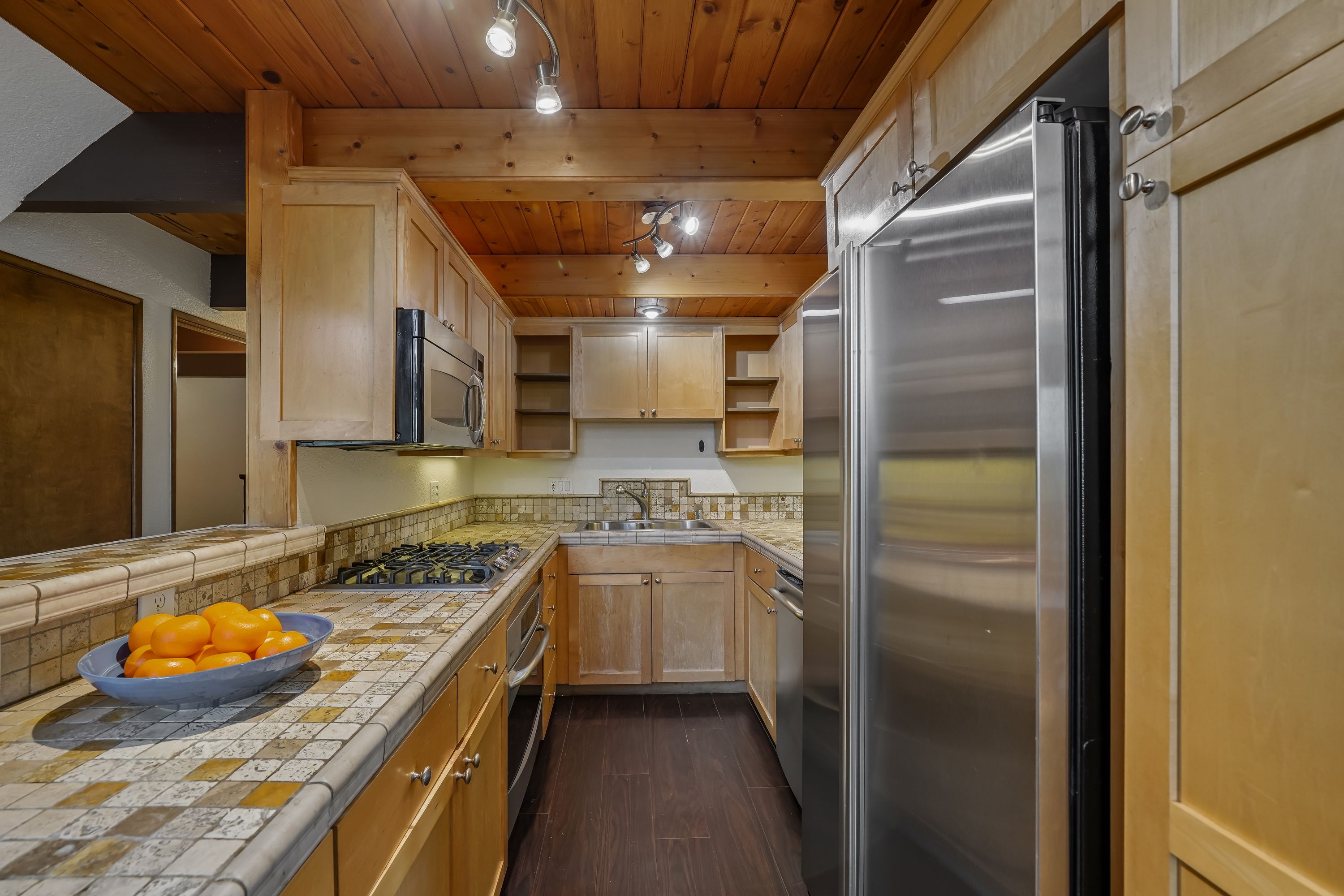  265 Eagle Drive, Big Bear Lake, CA 92315 - 物件實景
