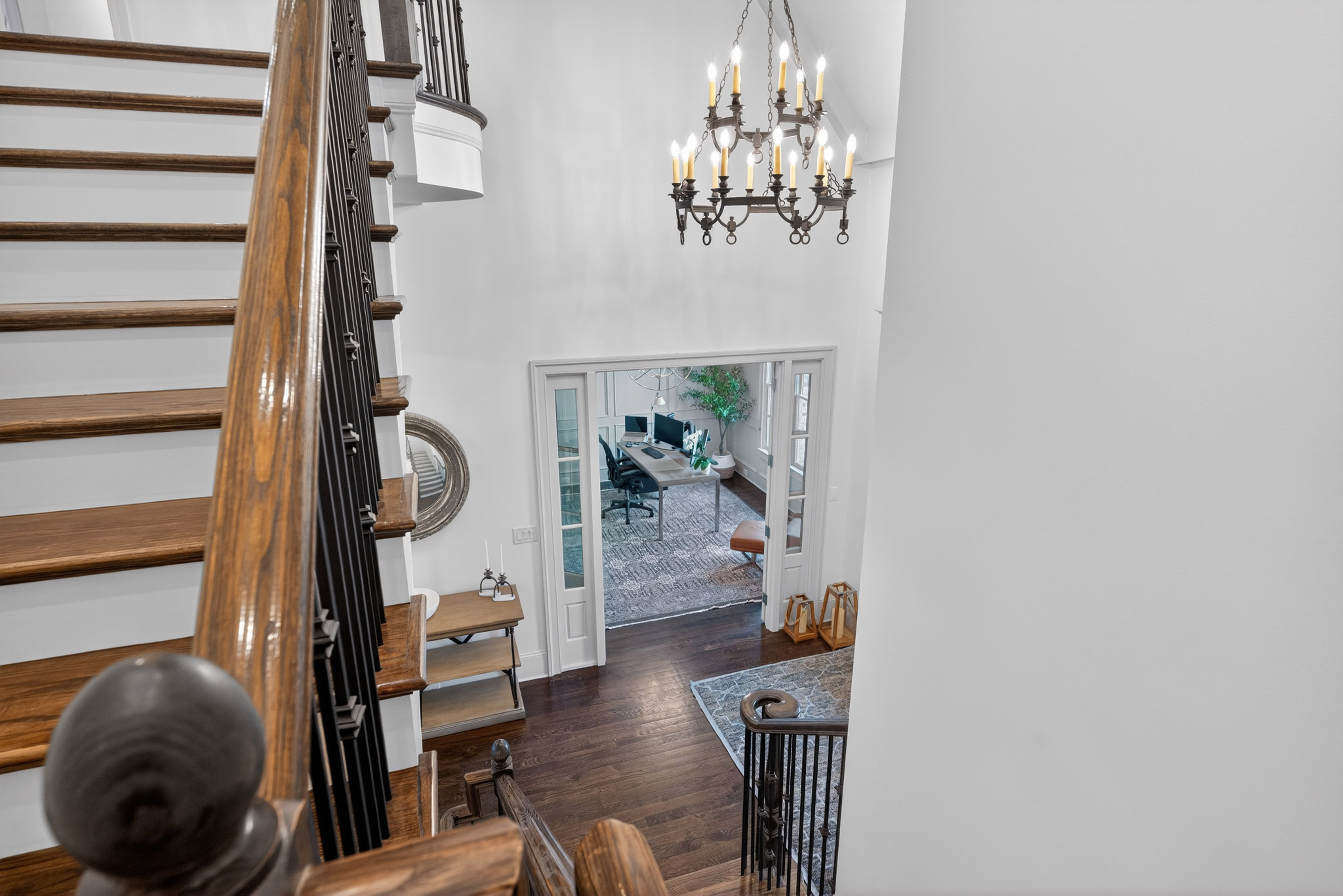  Experience Luxury in One of Georgia’s Most Prestigious Gated Golf Communities - 物件實景