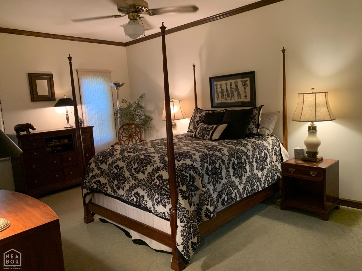 Wynne, Arkansas, 72396, United States, 4 Bedrooms Bedrooms, ,5 BathroomsBathrooms,Residential,For Sale,1979958