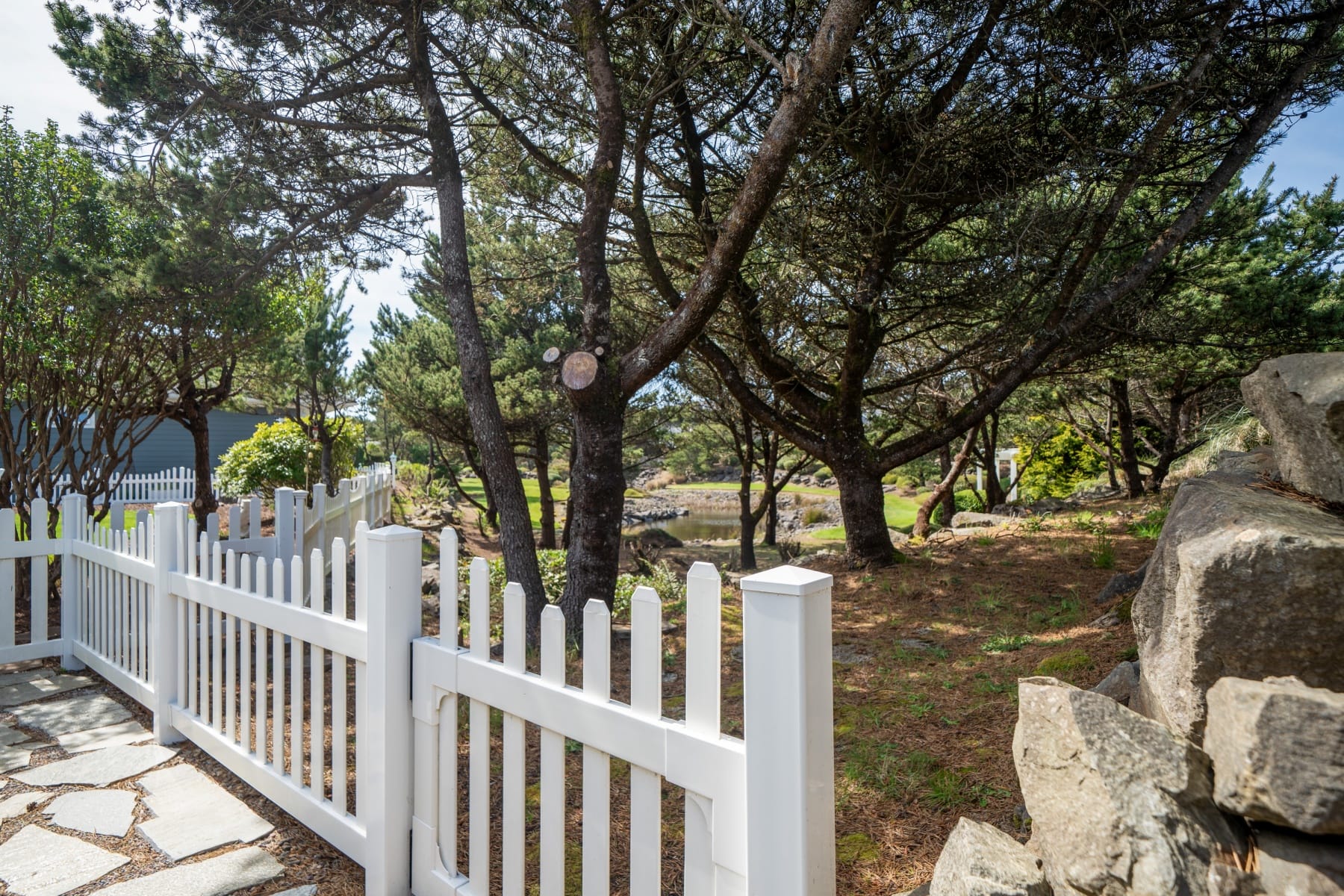  5820 SW ARBOR DR South Beach, OR 97366 - 物件實景