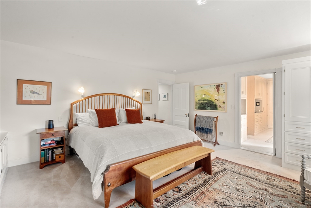 Cambridge, Massachusetts, 02138, United States, 6 Bedrooms Bedrooms, ,4 BathroomsBathrooms,Residential,For Sale,1957179