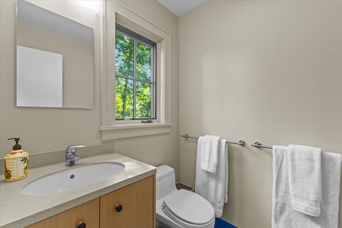 Stowe, Vermont, 05672, United States, 6 Bedrooms Bedrooms, ,3 BathroomsBathrooms,Residential,For Sale,1939476