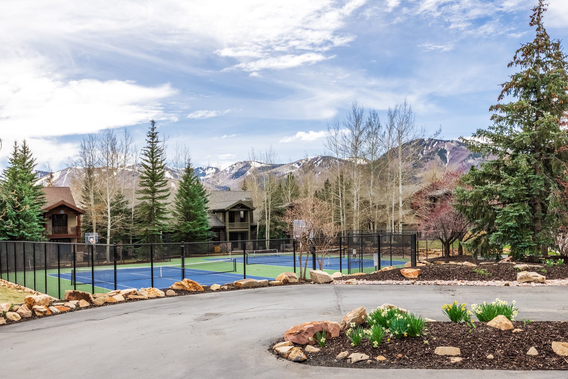  Refined Park Meadows Corner Residence with Ski Run Views & Designer Renovations - 物件實景