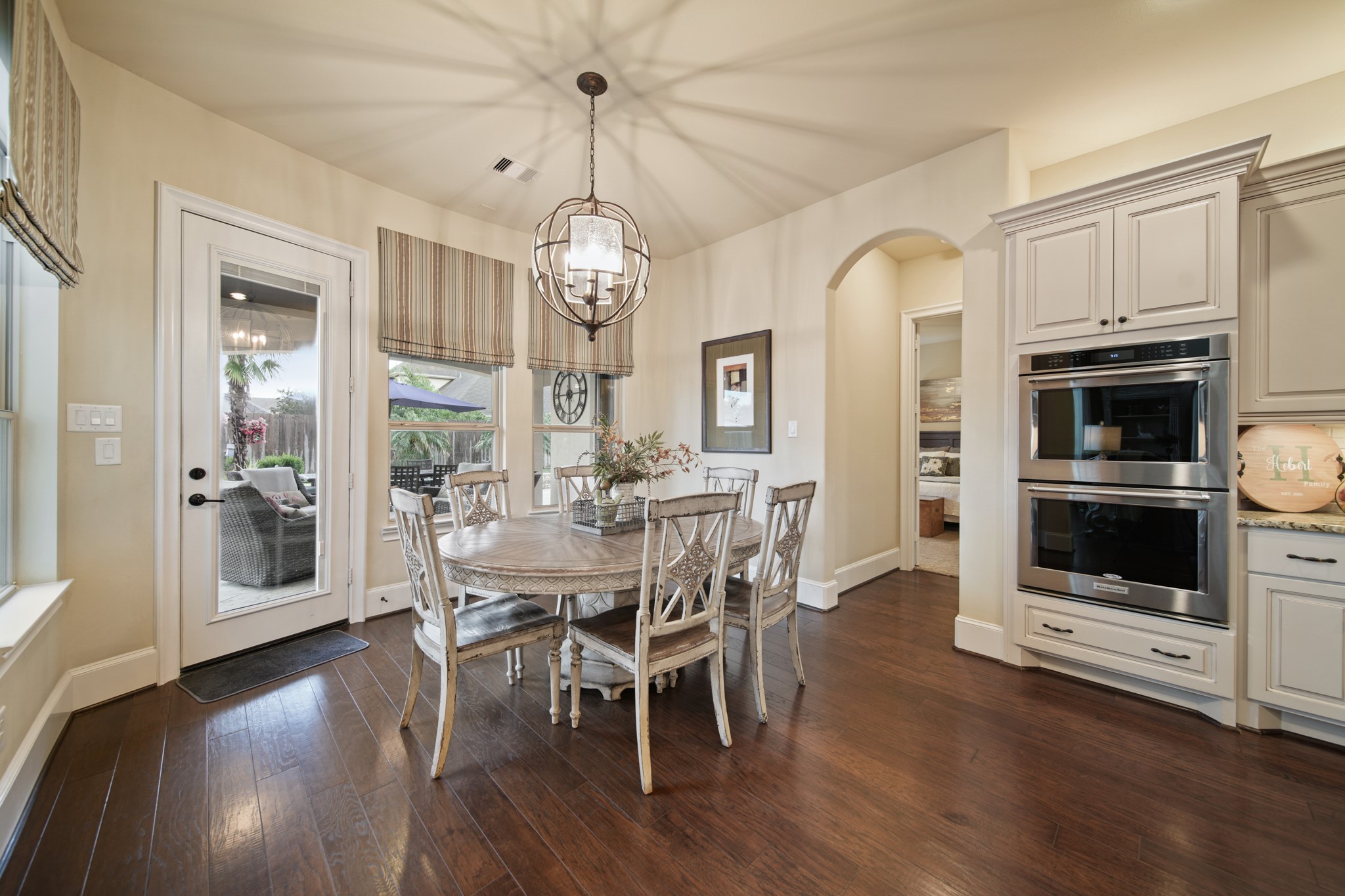 Friendswood, Texas, 77546, United States, 5 Bedrooms Bedrooms, ,6 BathroomsBathrooms,Residential,For Sale,1989691