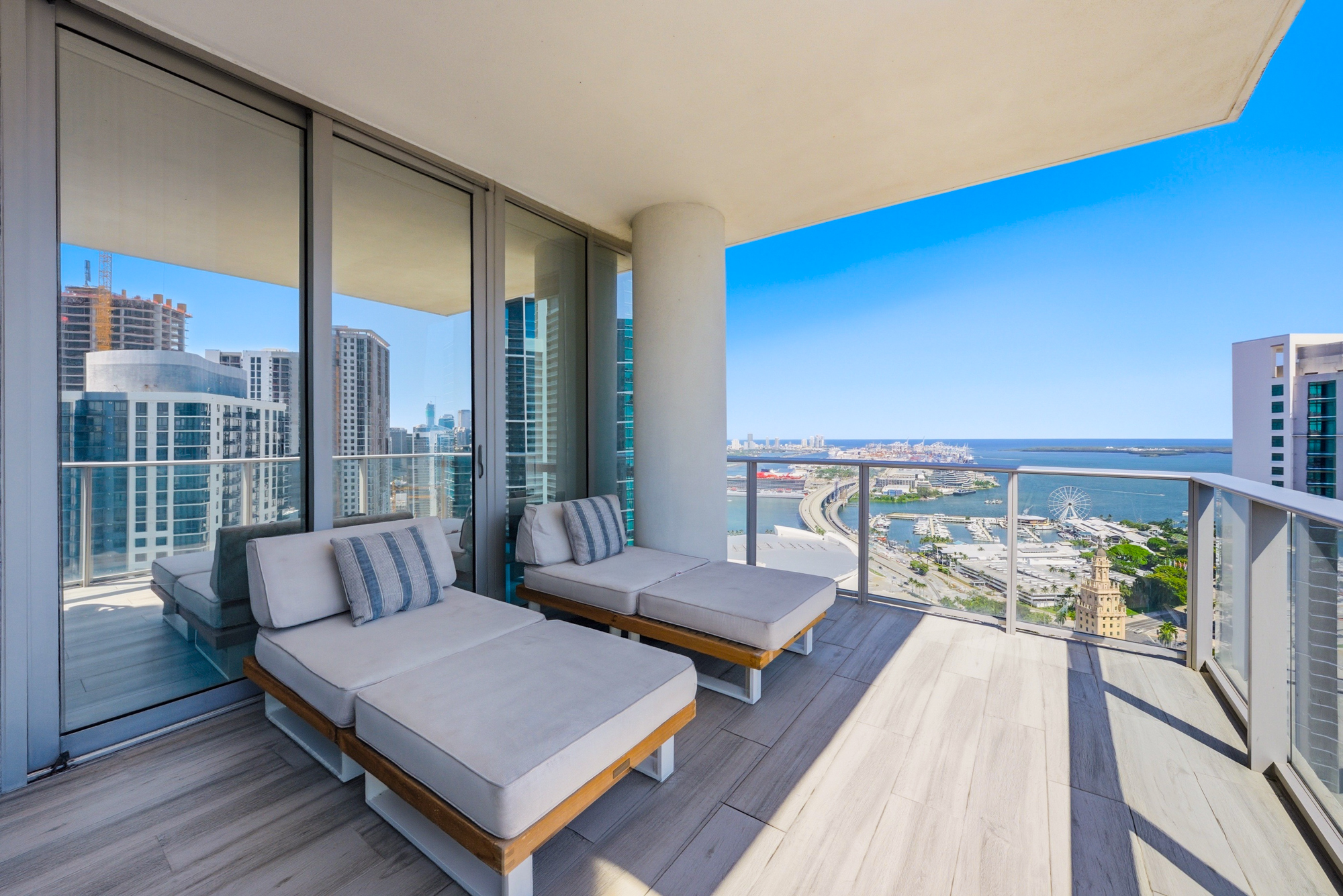  851 NE 1st Ave, Miami, FL, 33132 - 物件實景