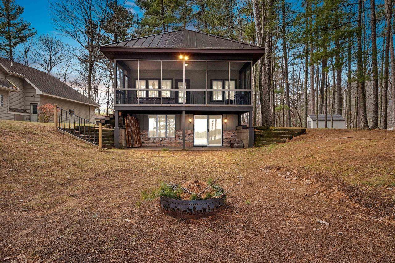 CLINTONVILLE, Wisconsin, 54929, United States, 3 Bedrooms Bedrooms, ,1 BathroomBathrooms,Residential,For Sale,1828359