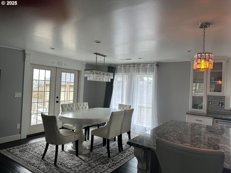 Brookings, Oregon, 97415, United States, 3 Bedrooms Bedrooms, ,3 BathroomsBathrooms,Residential,For Sale,1977245