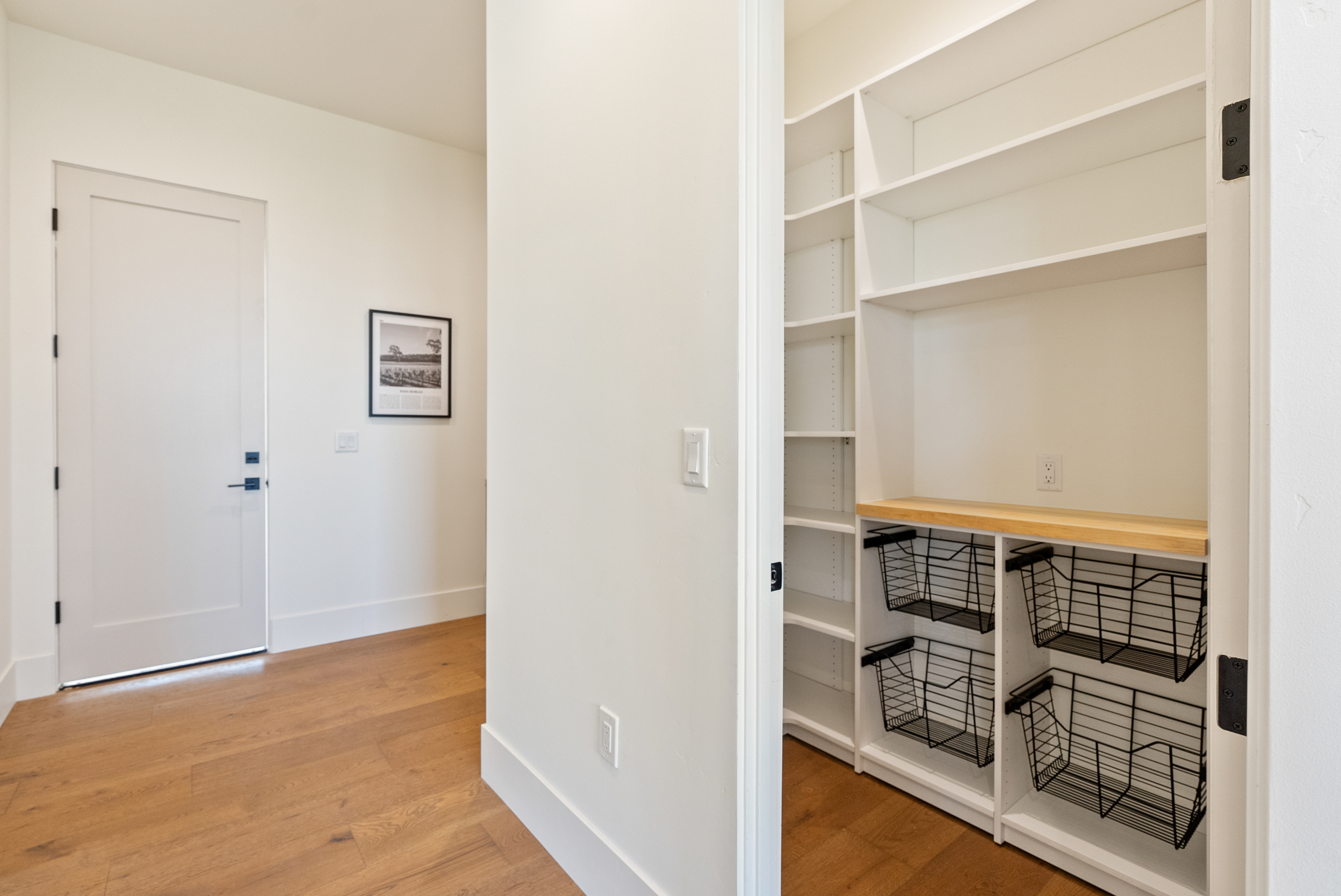  2220 Battering Rock - 物件實景