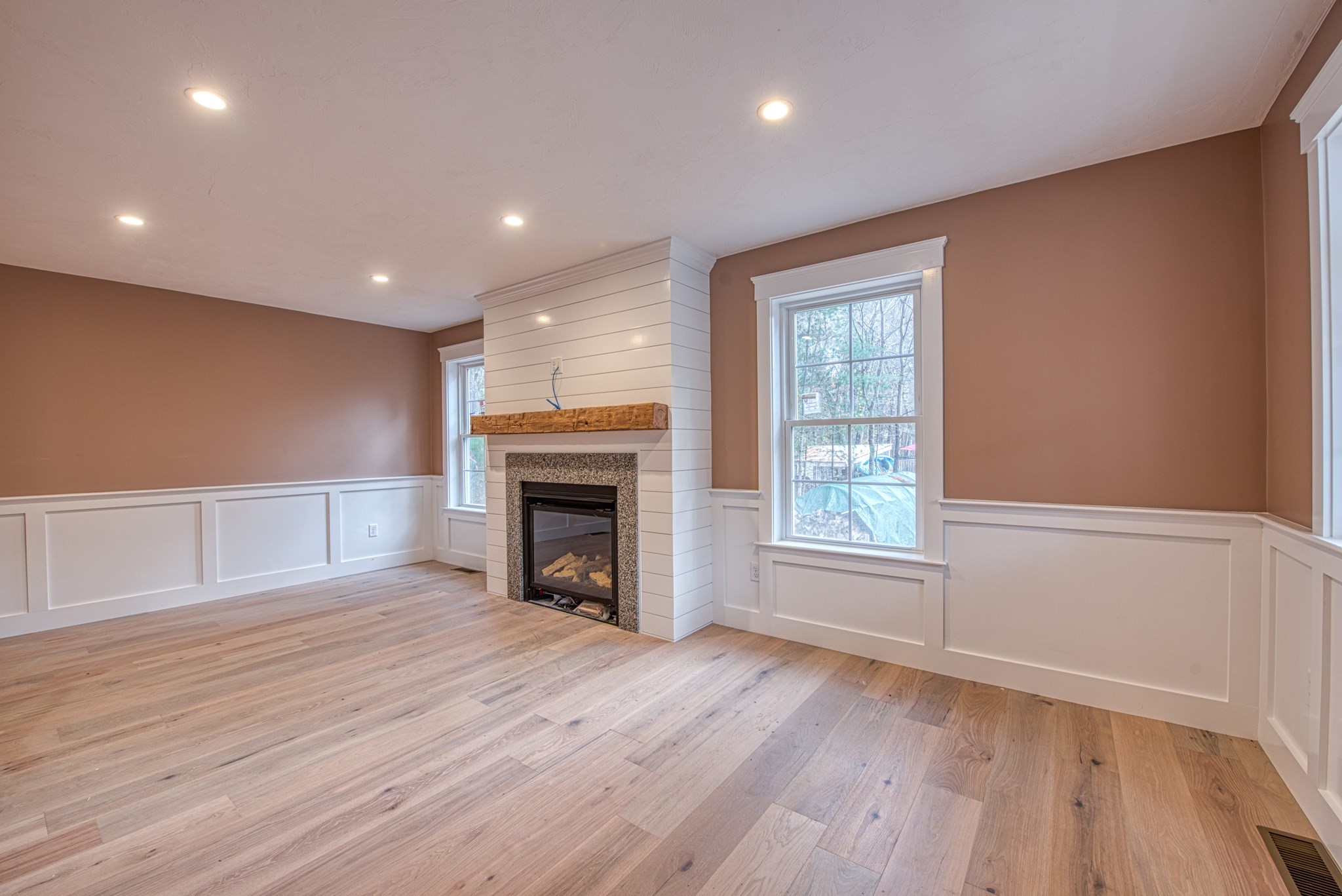Norton, Massachusetts, 02766, United States, 4 Bedrooms Bedrooms, ,3 BathroomsBathrooms,Residential,For Sale,1869812