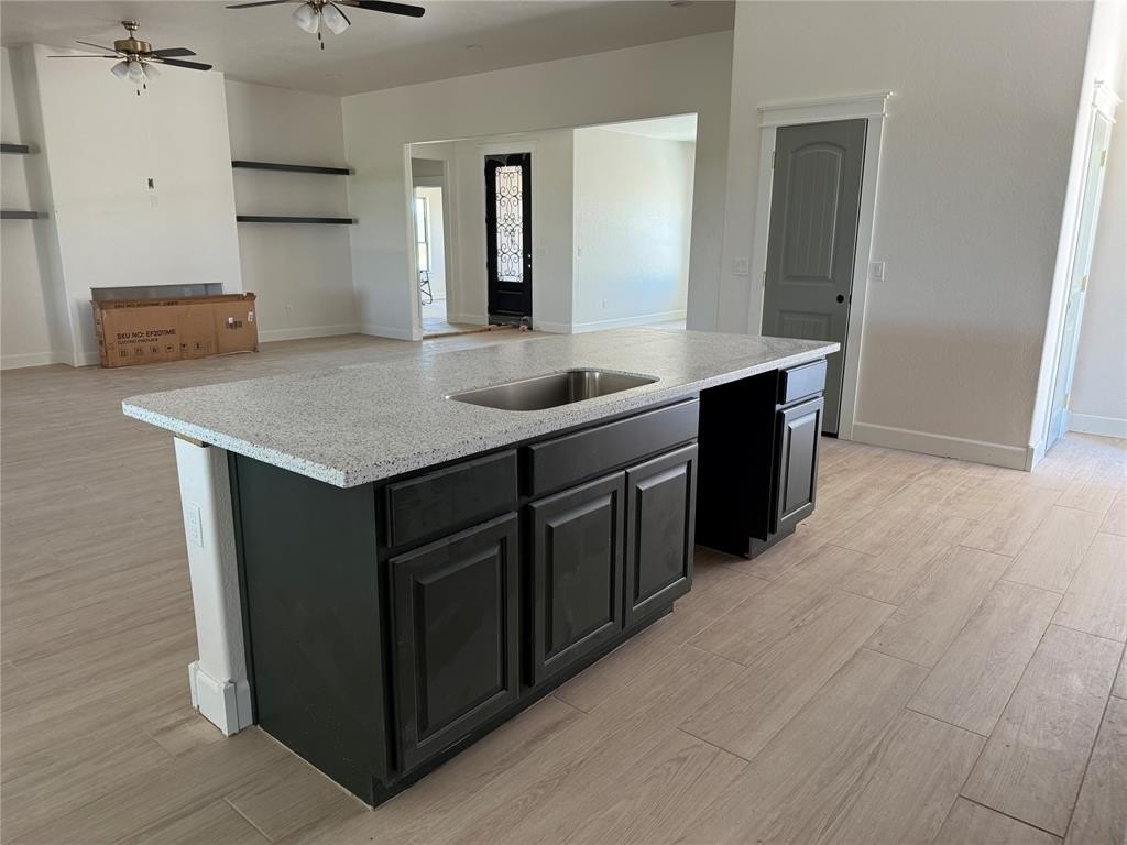 Altus, Oklahoma, 73521, United States, 4 Bedrooms Bedrooms, ,3 BathroomsBathrooms,Residential,For Sale,1980634