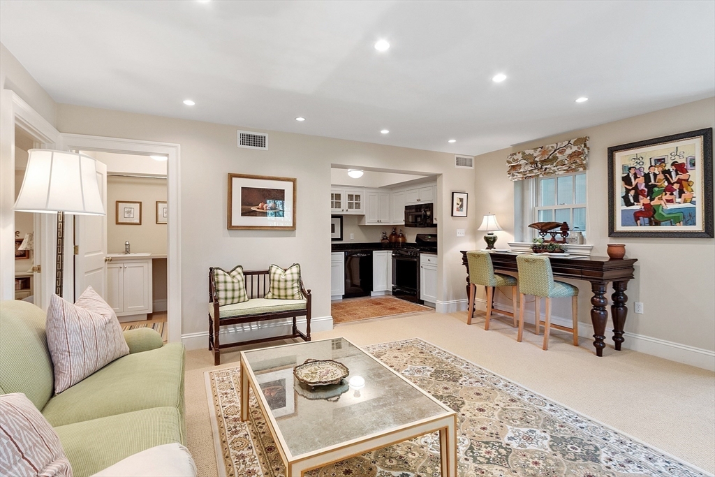 Concord, Massachusetts, 01742, United States, 5 Bedrooms Bedrooms, ,8 BathroomsBathrooms,Residential,For Sale,1932676