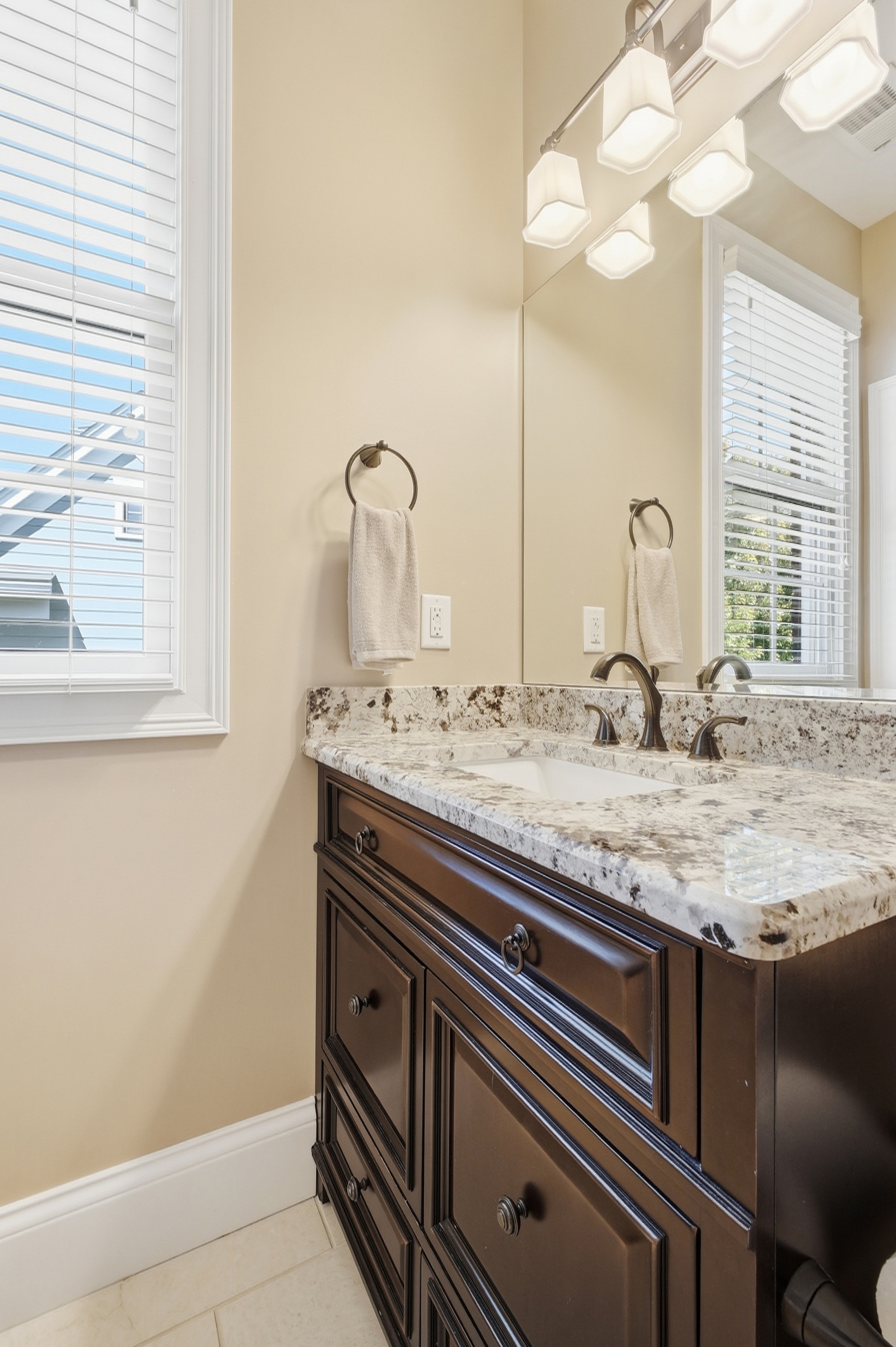  9103 Dayflower Street, Prospect, KY 40059 - 物件實景