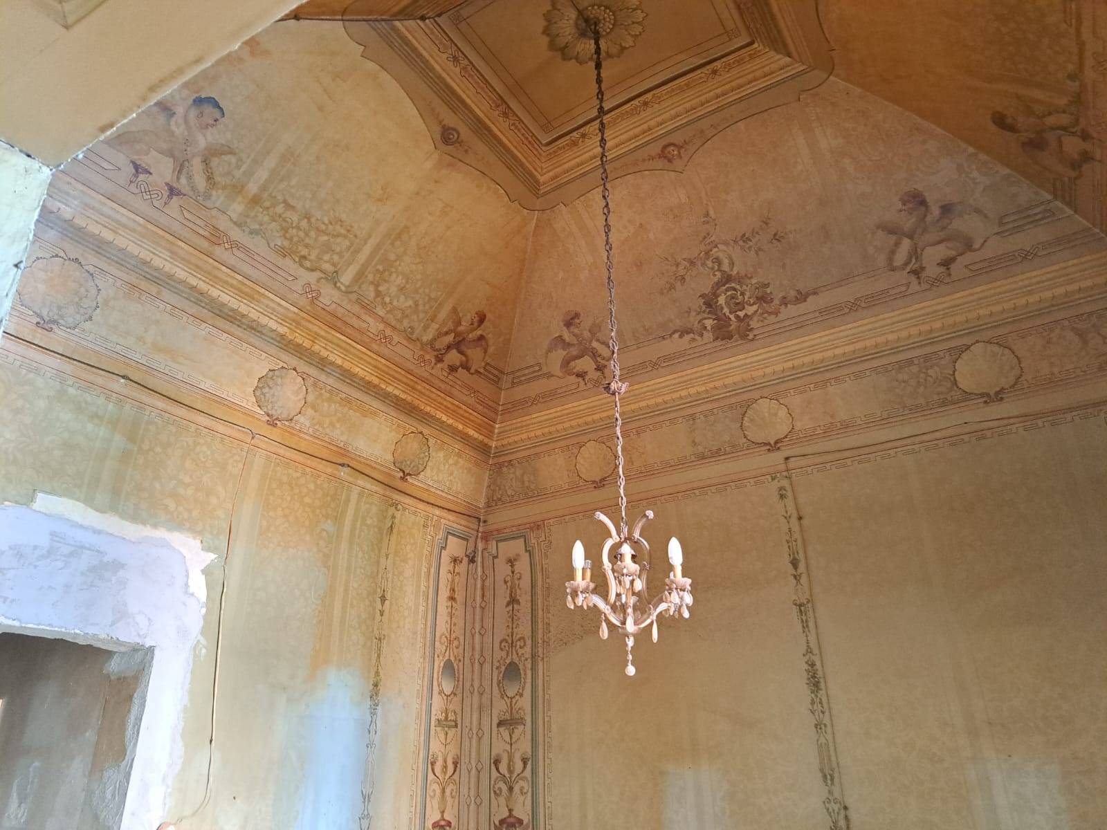 Via SS. Annunziata, Taranto, Taranto, 74100, IT, 16 Bedrooms Bedrooms, ,3 BathroomsBathrooms,Residential,For Sale,Via SS. Annunziata,1627262