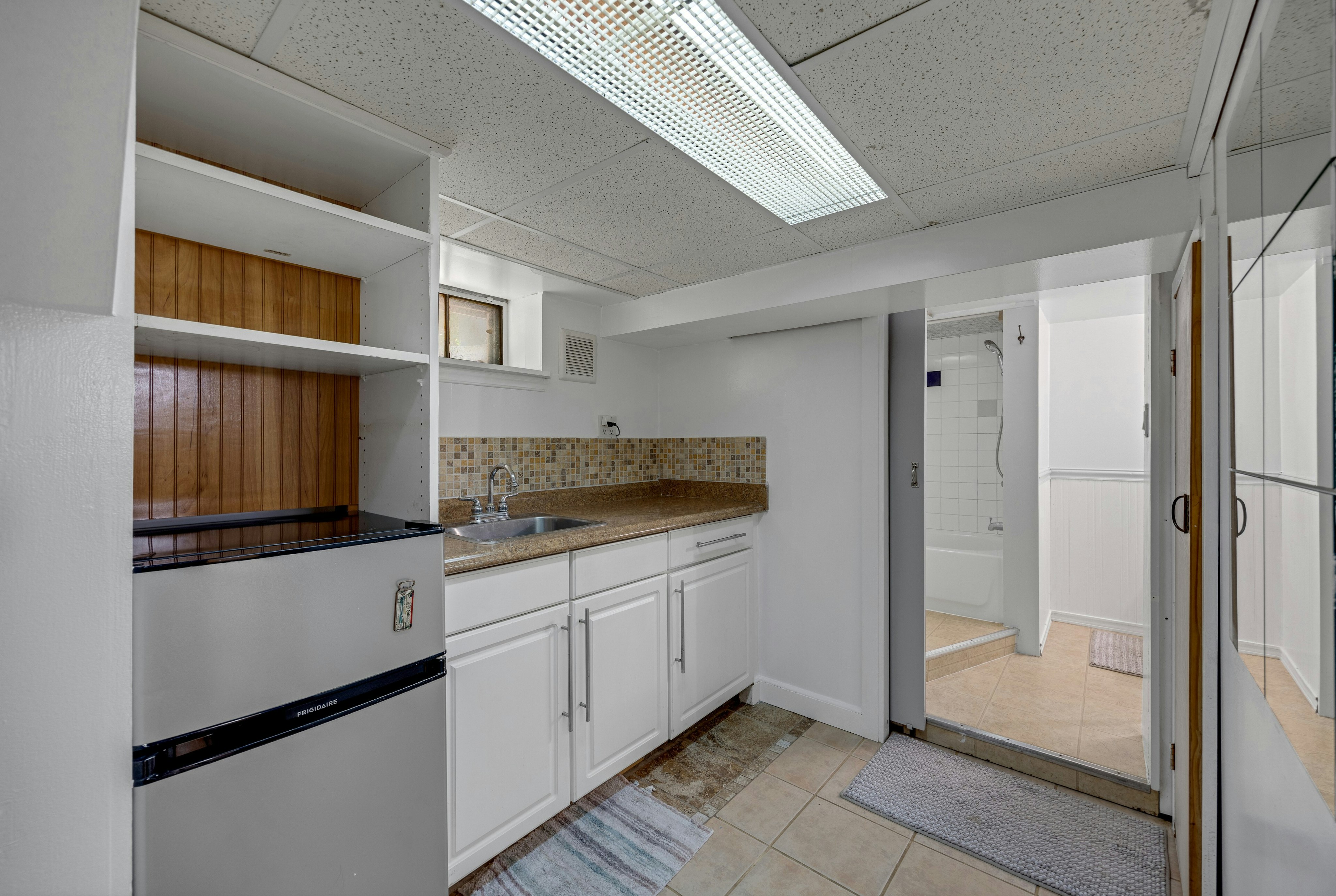  28 Sylvan Avenue, Bergenfield, NJ 07621 - 物件實景