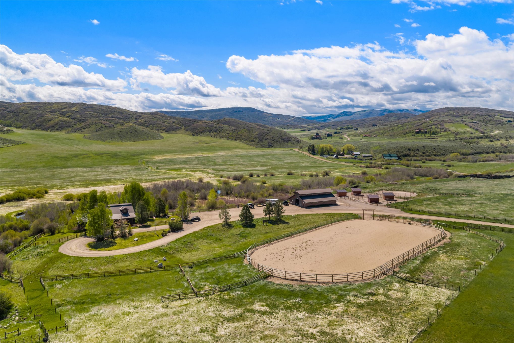  32090 Judges Viewpoint, Oak Creek, CO 80467 - 物件實景