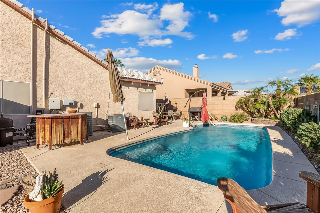 Bullhead City, Arizona, 86442, United States, 4 Bedrooms Bedrooms, ,2 BathroomsBathrooms,Residential,For Sale,1988926