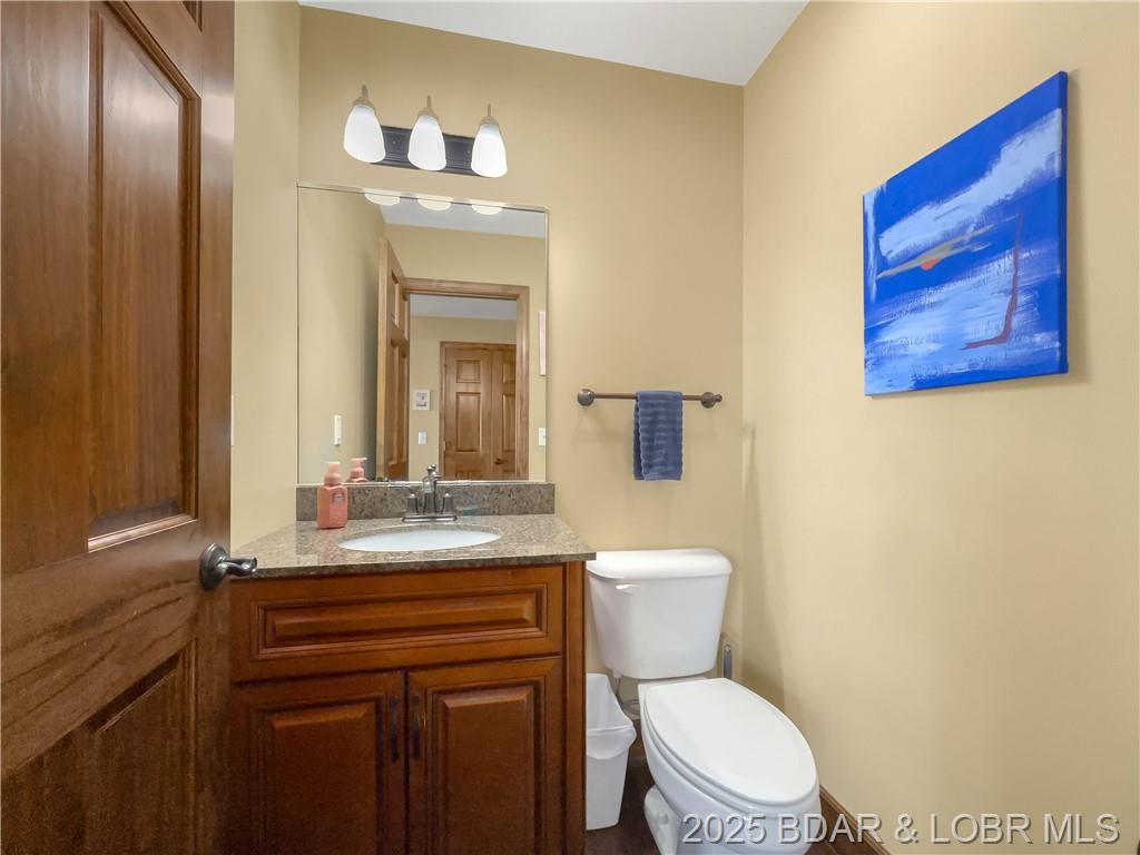Camdenton, Missouri, 65020, United States, 4 Bedrooms Bedrooms, ,4 BathroomsBathrooms,Residential,For Sale,1805220
