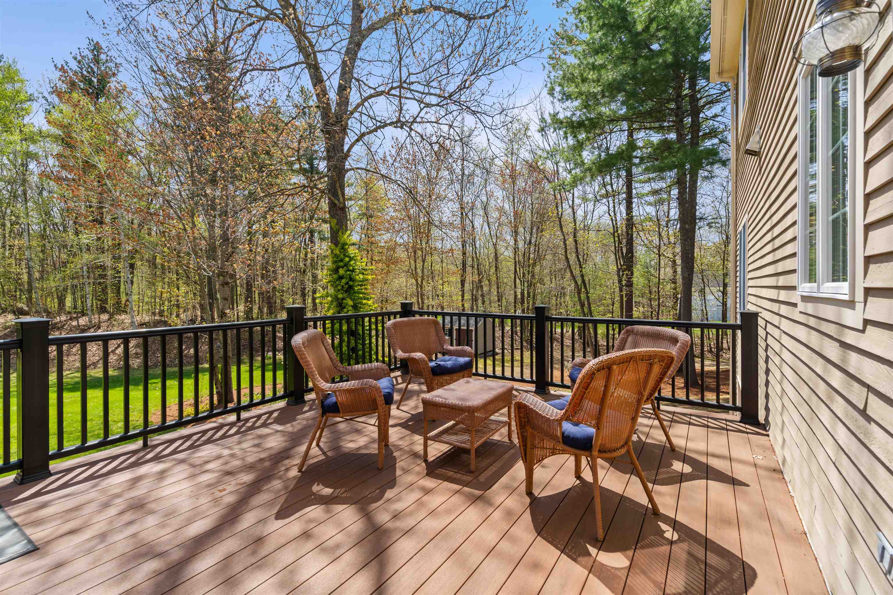 Hollis, New Hampshire, 03049, United States, 4 Bedrooms Bedrooms, ,3 BathroomsBathrooms,Residential,For Sale,1883296