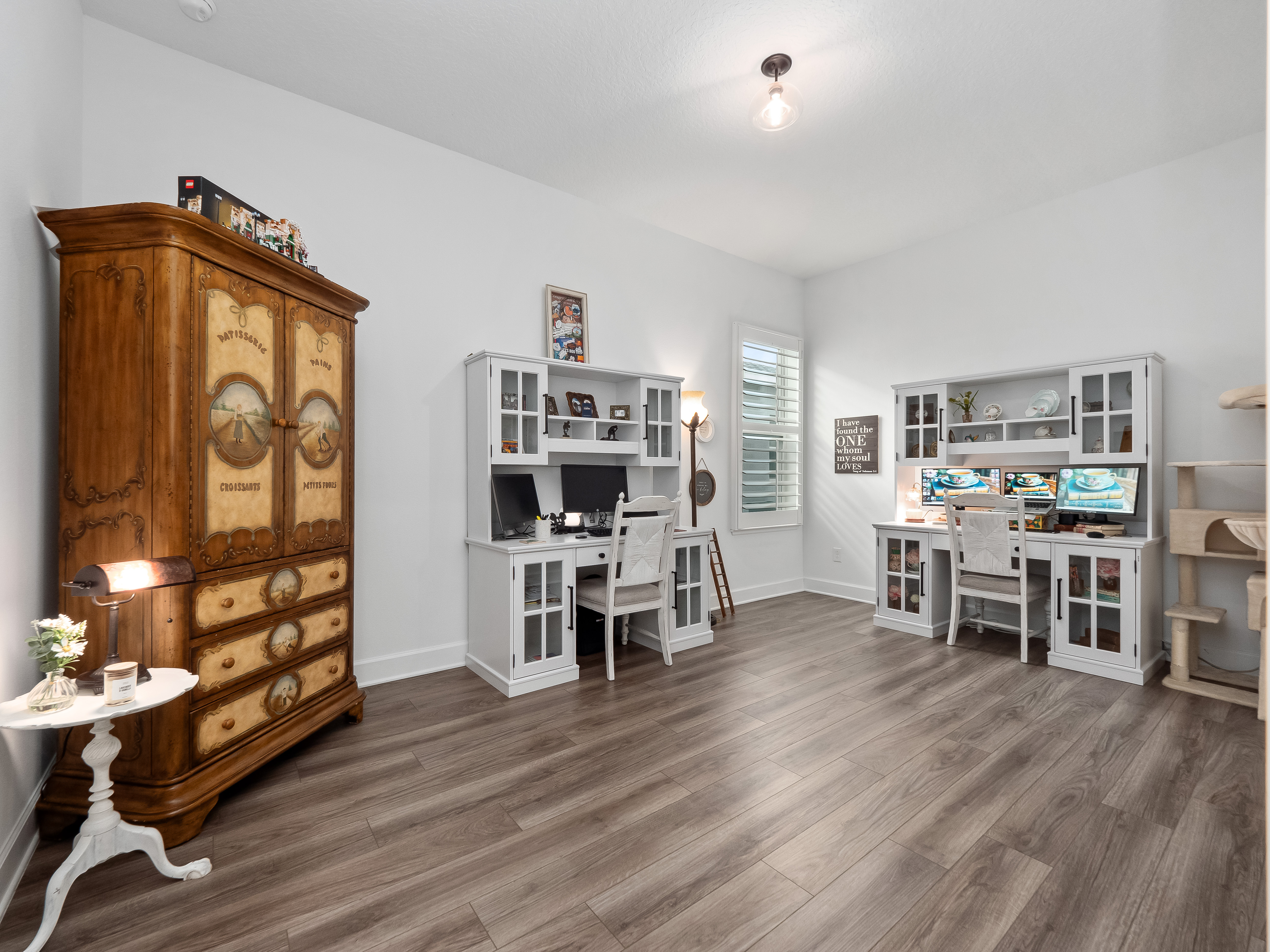 Winter Garden, Florida, 34787, United States, 5 Bedrooms Bedrooms, ,5 BathroomsBathrooms,Residential,For Sale,1914233