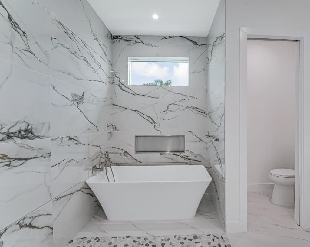 Lake Worth, Florida, 33467, United States, 5 Bedrooms Bedrooms, ,5 BathroomsBathrooms,Residential,For Sale,1982924