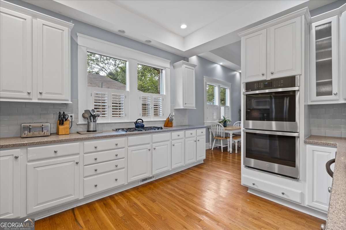 Atlanta, Georgia, 30308, United States, 5 Bedrooms Bedrooms, ,5 BathroomsBathrooms,Residential,For Sale,1988195