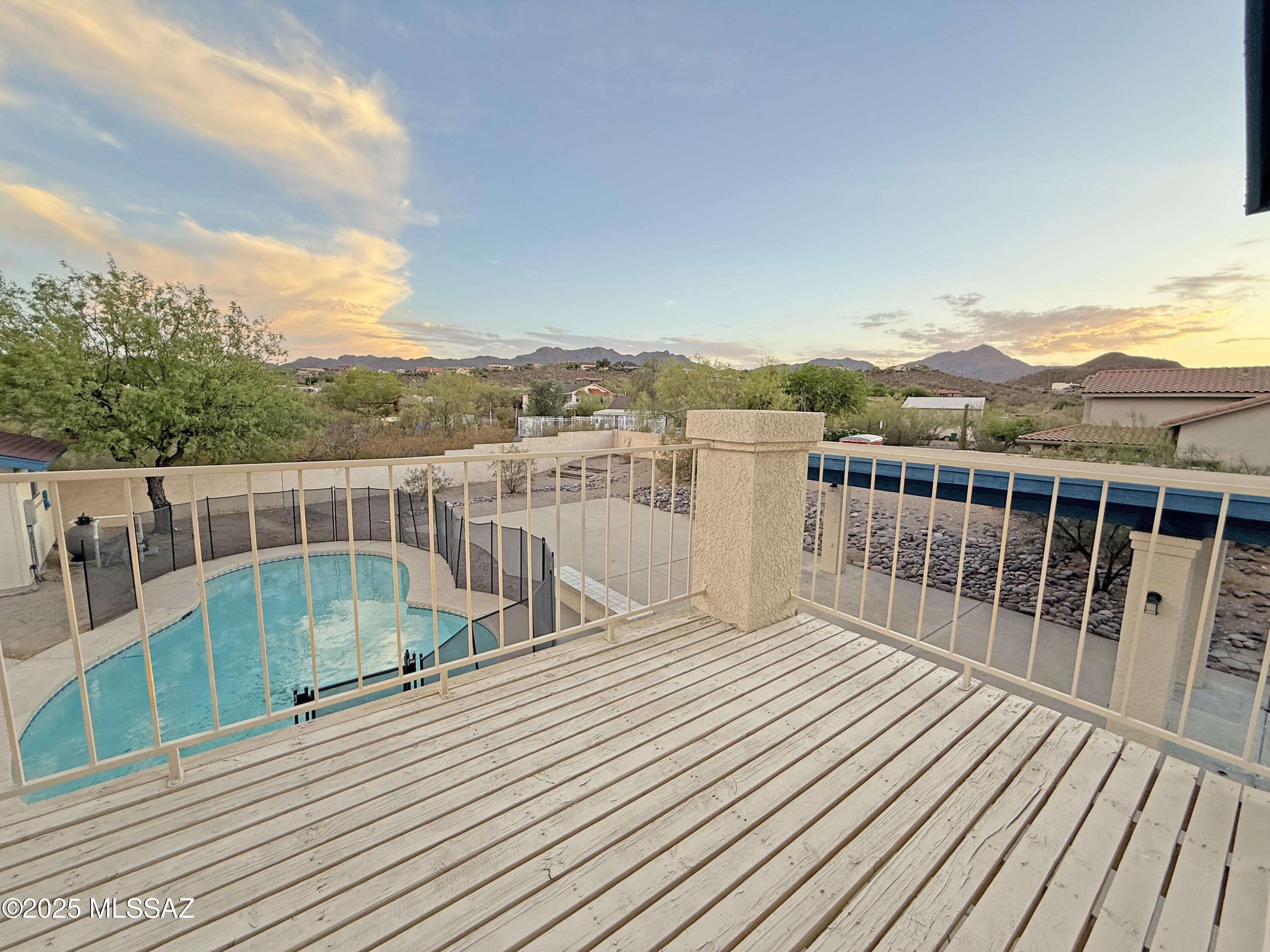 Tucson, Arizona, 85745, United States, 4 Bedrooms Bedrooms, ,3 BathroomsBathrooms,Residential,For Sale,1848330