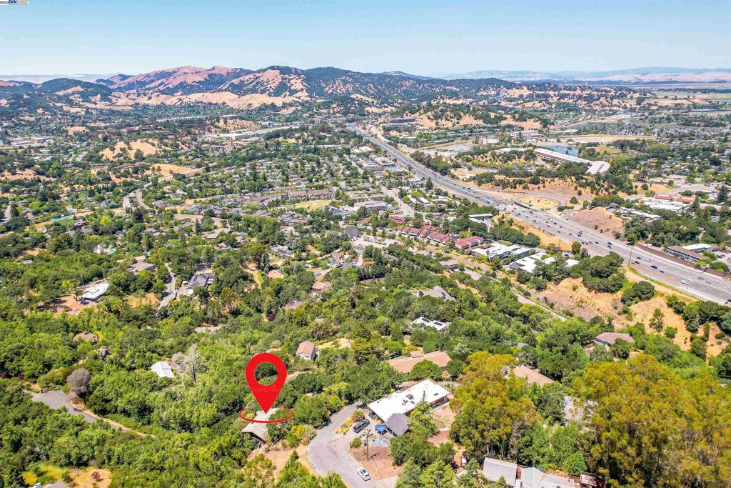 San Rafael, California, 94903-3840, United States, 3 Bedrooms Bedrooms, ,3 BathroomsBathrooms,Residential,For Sale,1987101