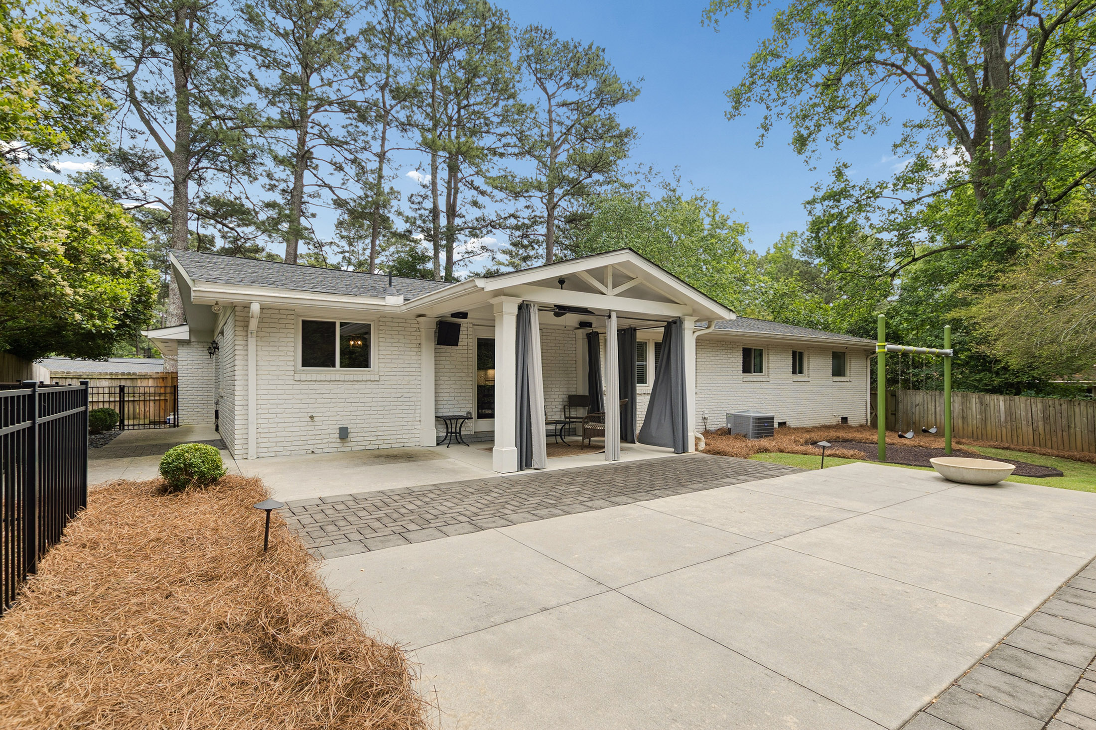  Updated Mid-Century Modern in Dunwoody North Driving Club - 物件實景