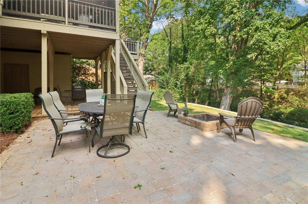 Alpharetta, Georgia, 30009, United States, 5 Bedrooms Bedrooms, ,4 BathroomsBathrooms,Residential,For Sale,1976407