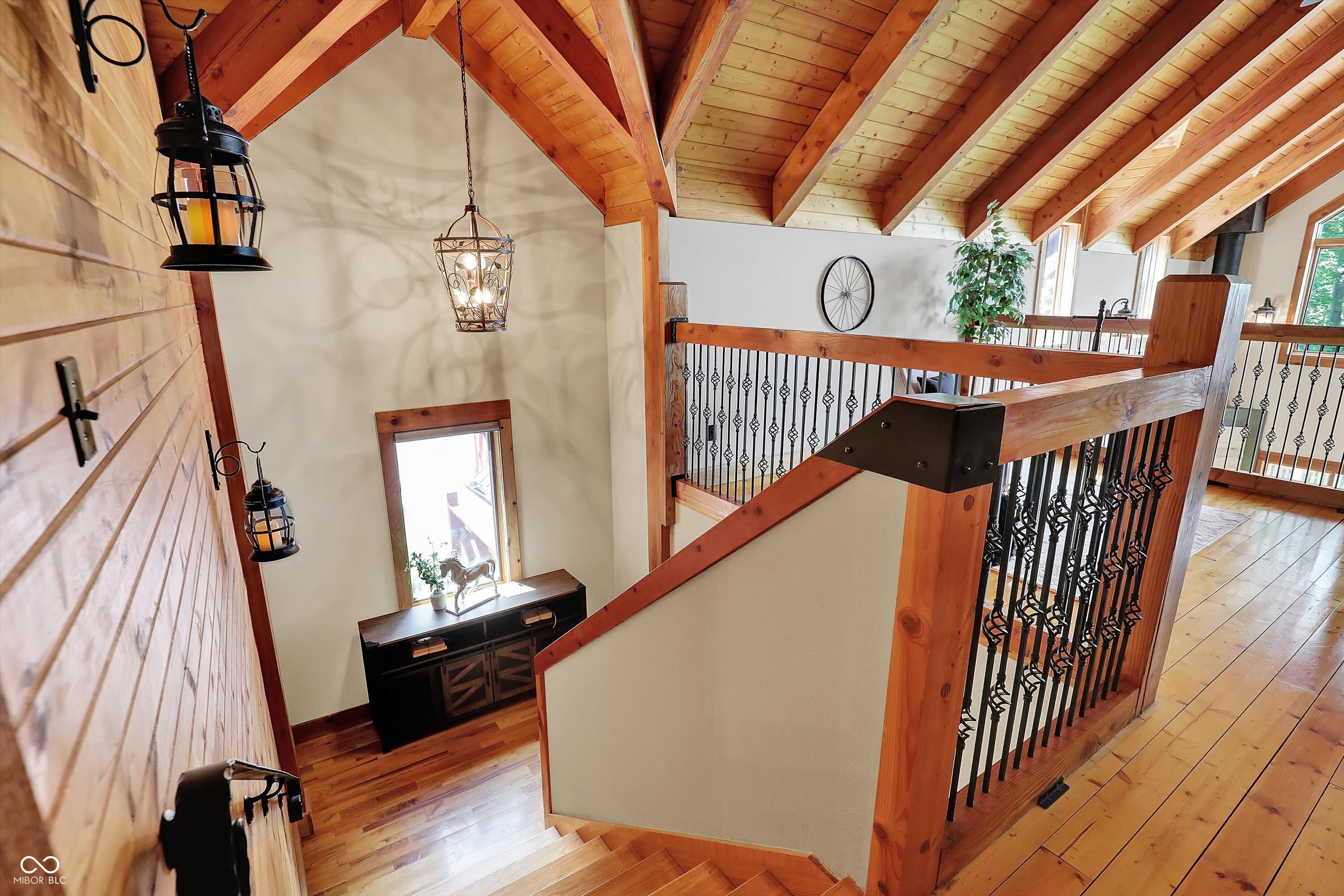 Unionville, Indiana, 47468, United States, 4 Bedrooms Bedrooms, ,5 BathroomsBathrooms,Residential,For Sale,1870094