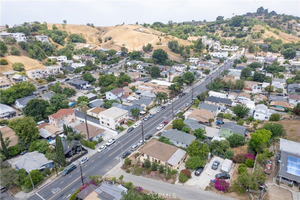 Los Angeles, California, 90031, United States, 3 Bedrooms Bedrooms, ,1 BathroomBathrooms,Residential,For Sale,1990461