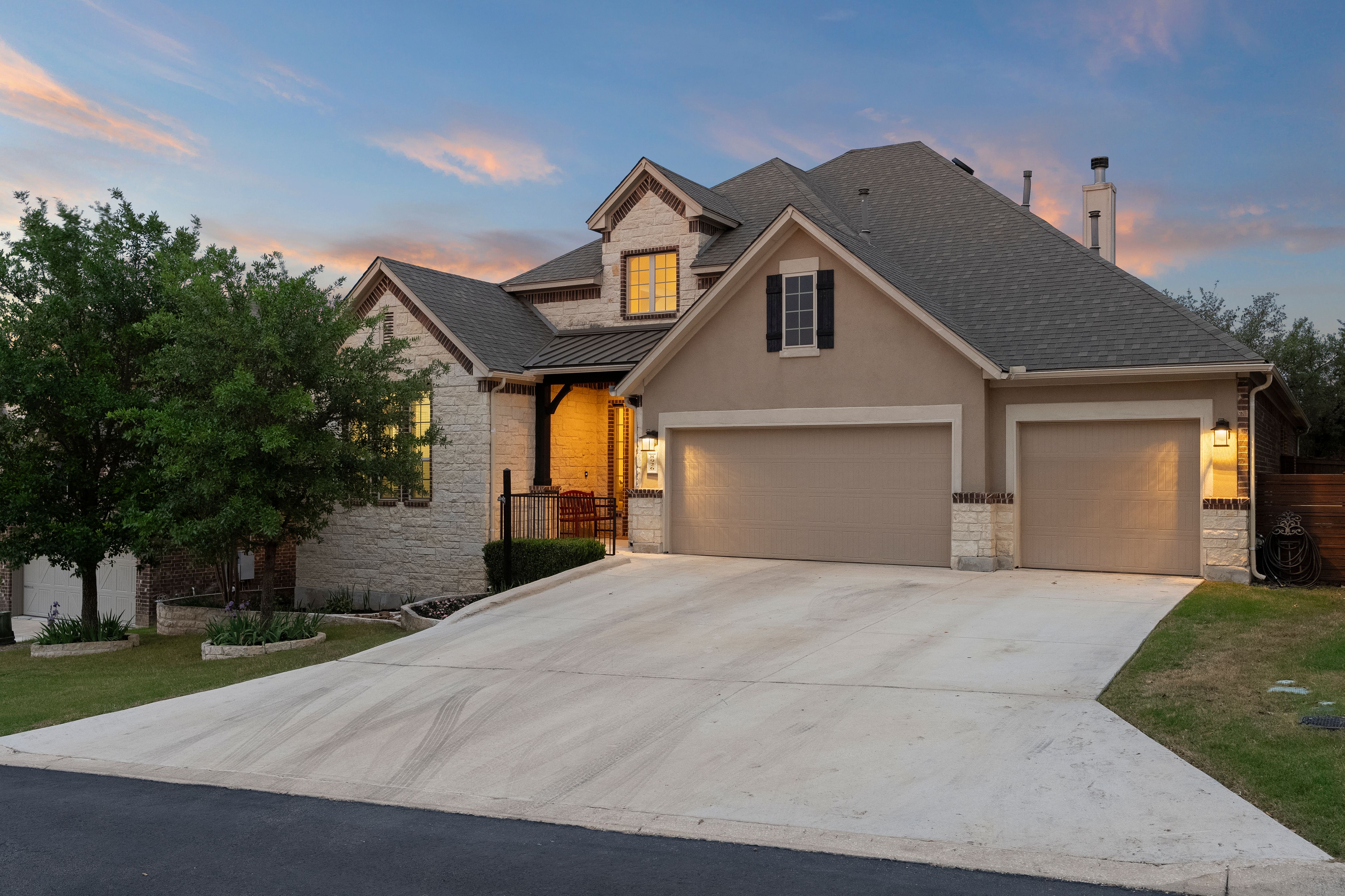  Thoughtfully Designed with Exceptional Floor Plan - 物件實景