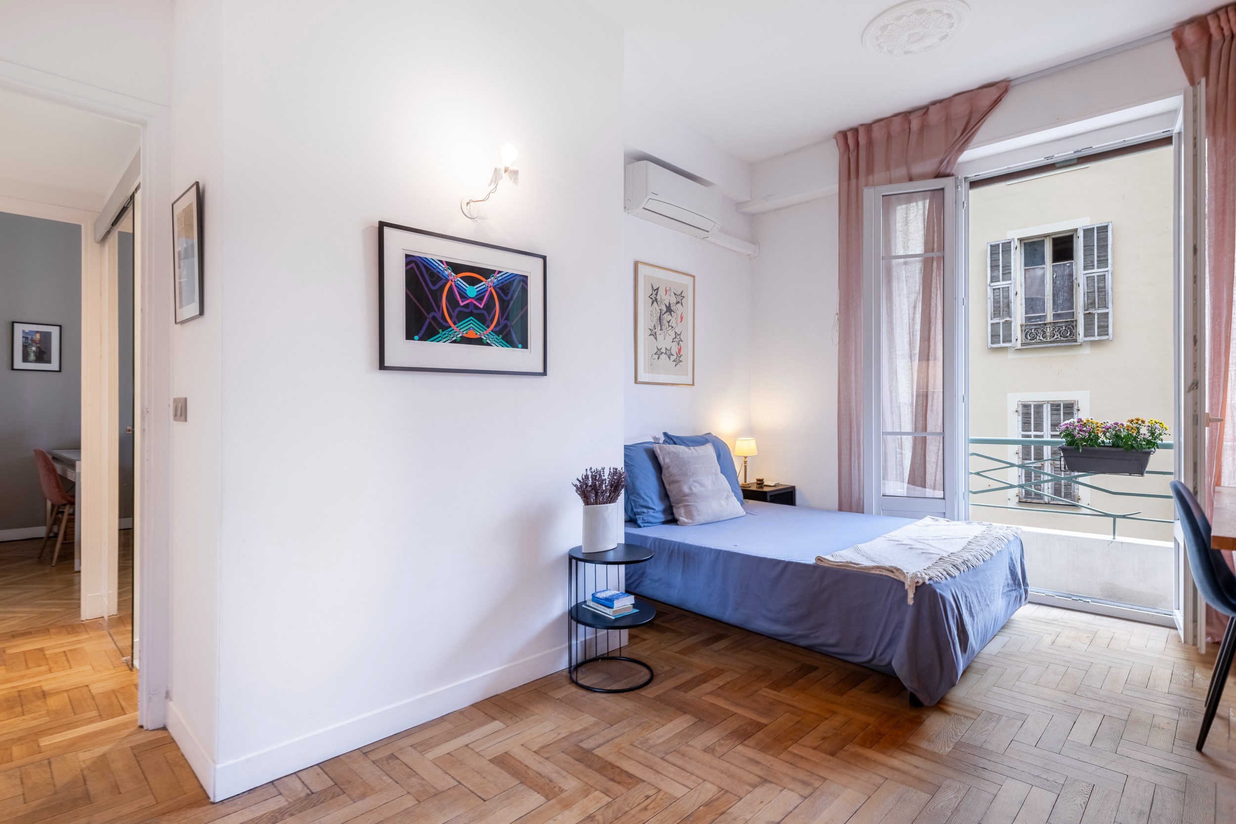  Elegant renovated apartment in a landmark architectural building in central Nice - 物件實景