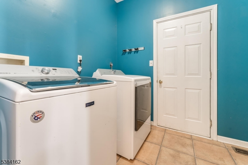 Oxford, New Jersey, 07863, United States, 4 Bedrooms Bedrooms, ,3 BathroomsBathrooms,Residential,For Sale,1981869