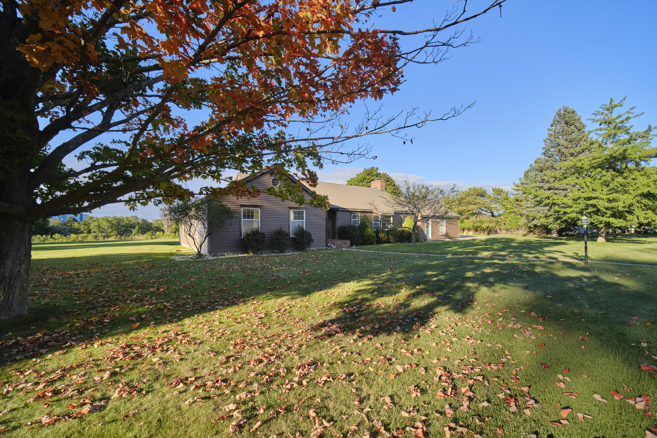 Manistee, Michigan, 49660, United States, 4 Bedrooms Bedrooms, ,3 BathroomsBathrooms,Residential,For Sale,1975705
