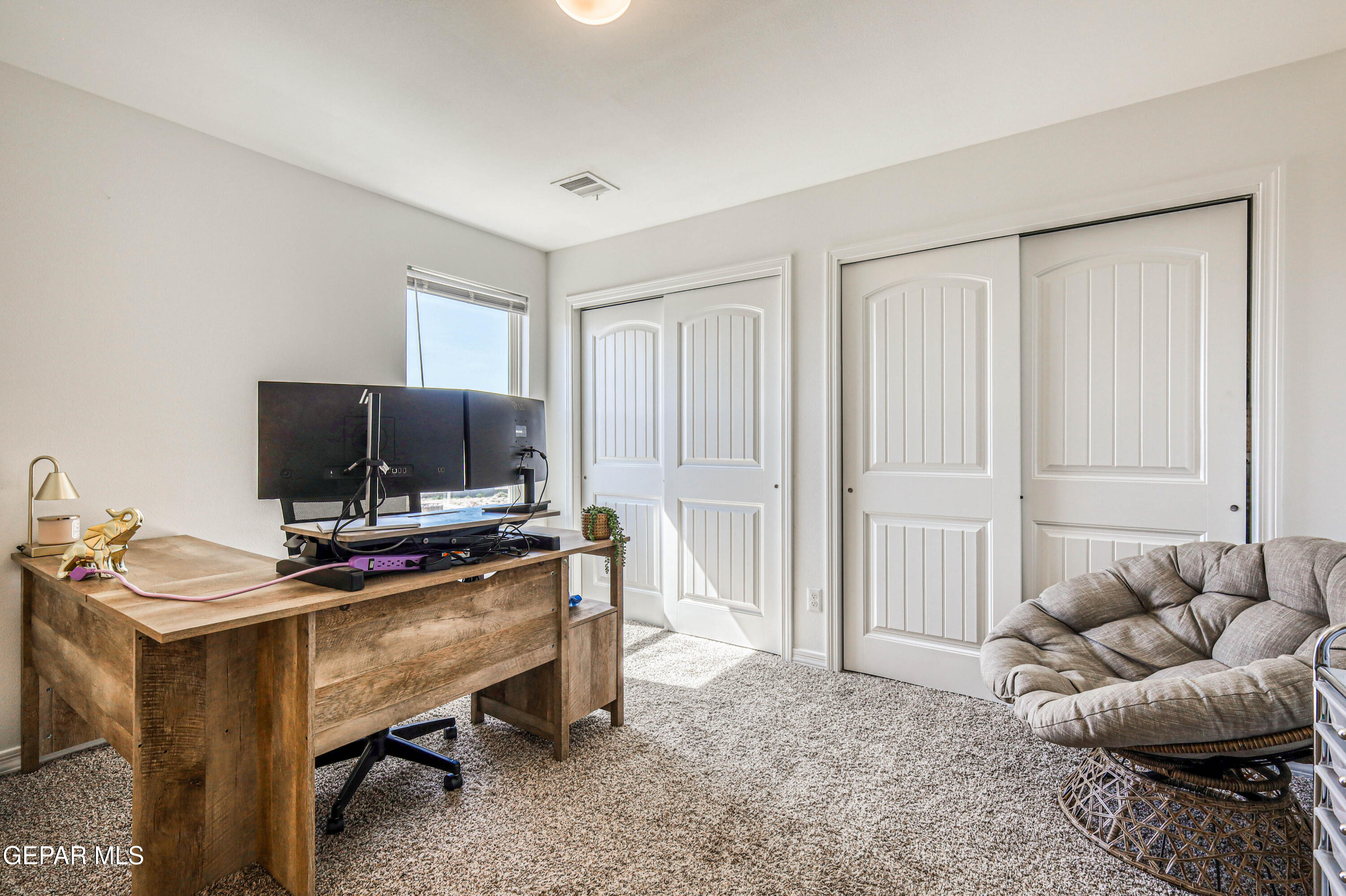 El Paso, Texas, 79911, United States, 5 Bedrooms Bedrooms, ,4 BathroomsBathrooms,Residential,For Sale,1969245