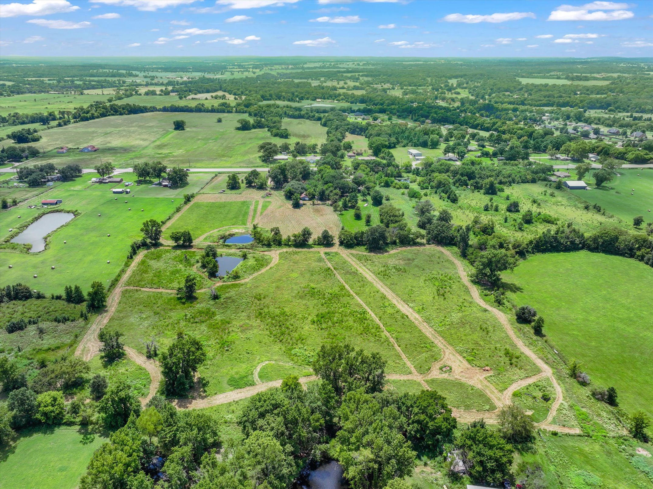 Canton, Texas, 75103, United States, 3 Bedrooms Bedrooms, ,2 BathroomsBathrooms,Residential,For Sale,1974992